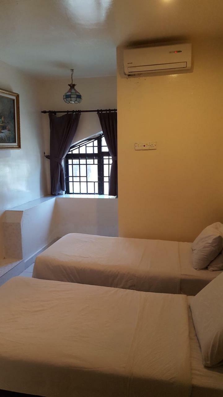 Ferringhi Heritage Budget Hotel Batu Ferringhi Kültér fotó